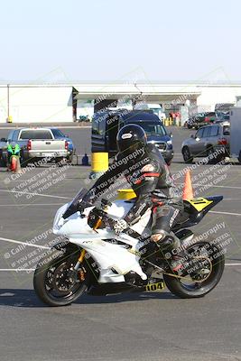 media/Apr-10-2022-SoCal Trackdays (Sun) [[f104b12566]]/Around the Pits/